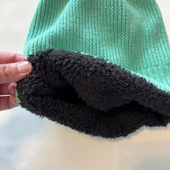 Lululemon Merino Wool Toque Mint Green Rare - Picture 2 of 3